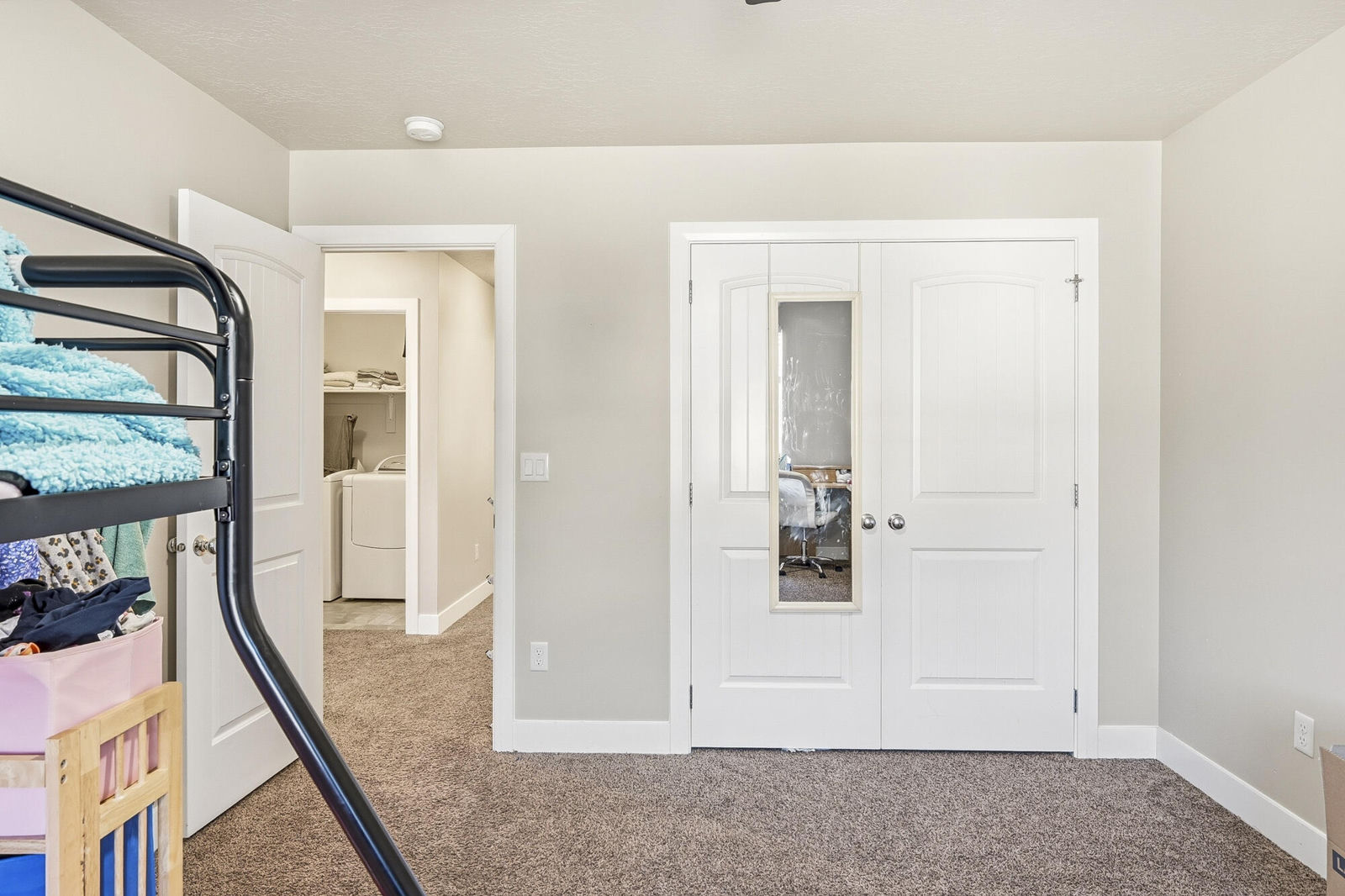 173 E Fiddlers Canyon RD, 43, Cedar City, photo 20 of 28