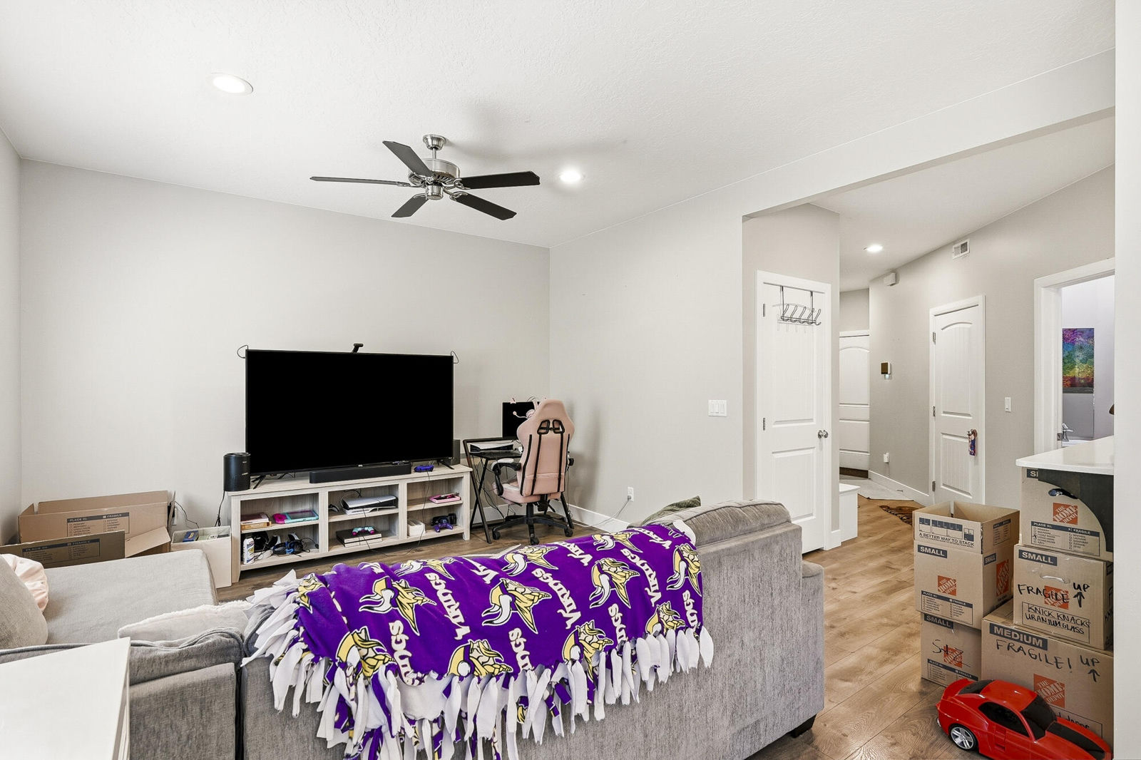 173 E Fiddlers Canyon RD, 43, Cedar City, photo 11 of 28