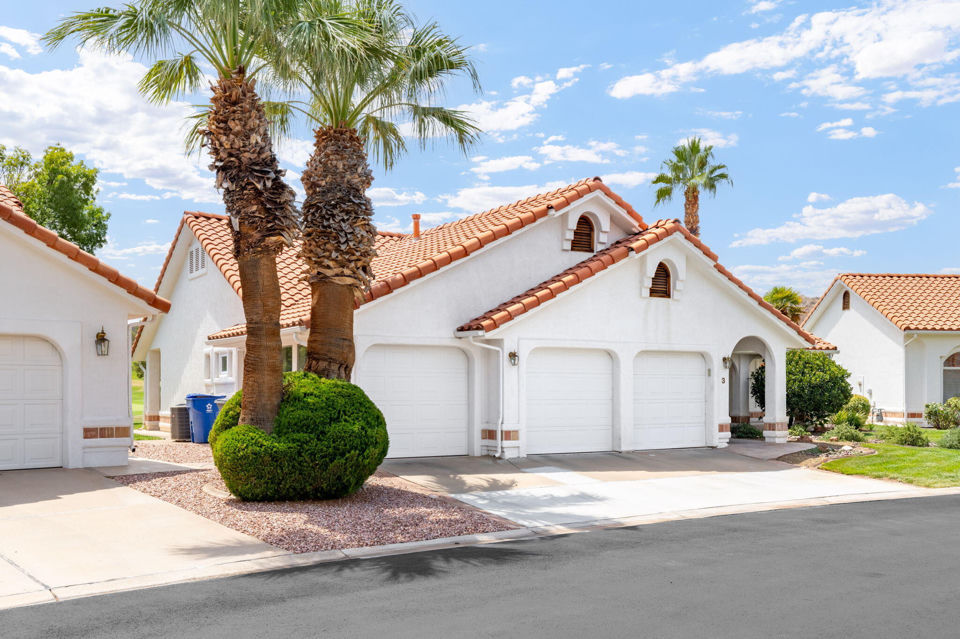 150 S Crystal Lakes DR, 3, St George, photo 3