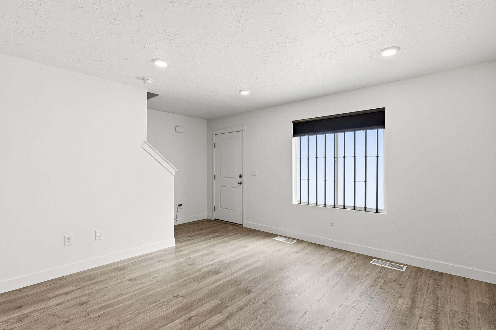 535 S May DR, Cedar City, photo 4 of 42