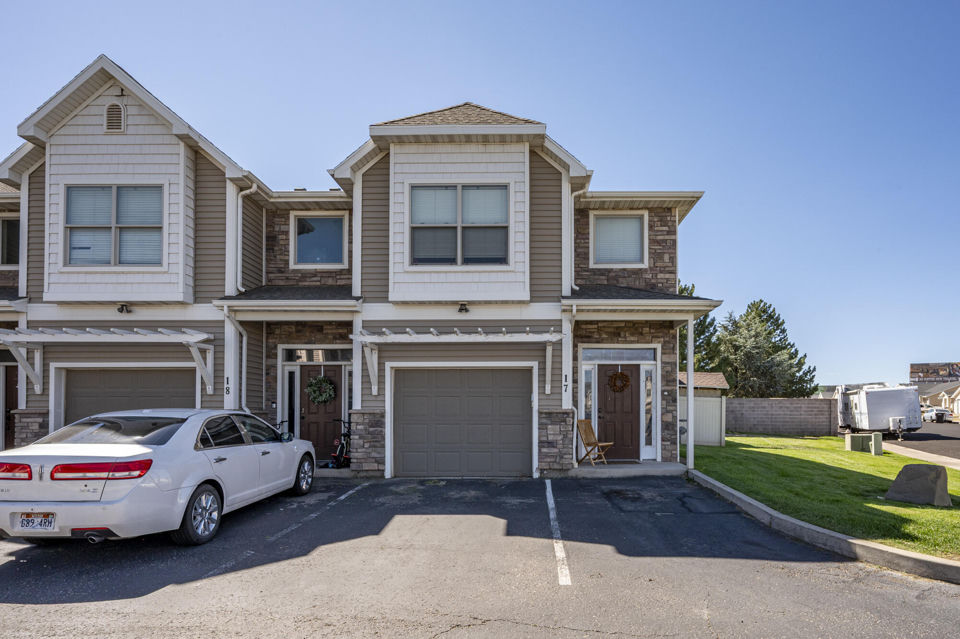 1288 N North Cedar Blvd, 17, Cedar City