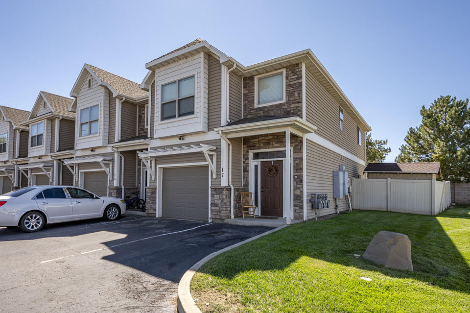 1288 N North Cedar Blvd, 17, Cedar City, photo 2