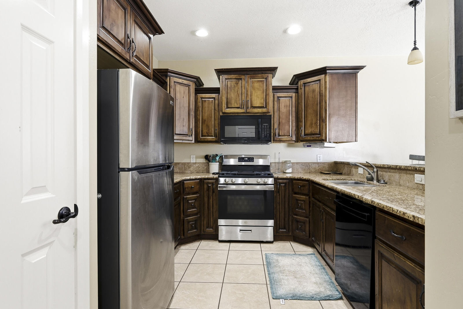 1288 N North Cedar Blvd, 17, Cedar City, photo 8 of 37