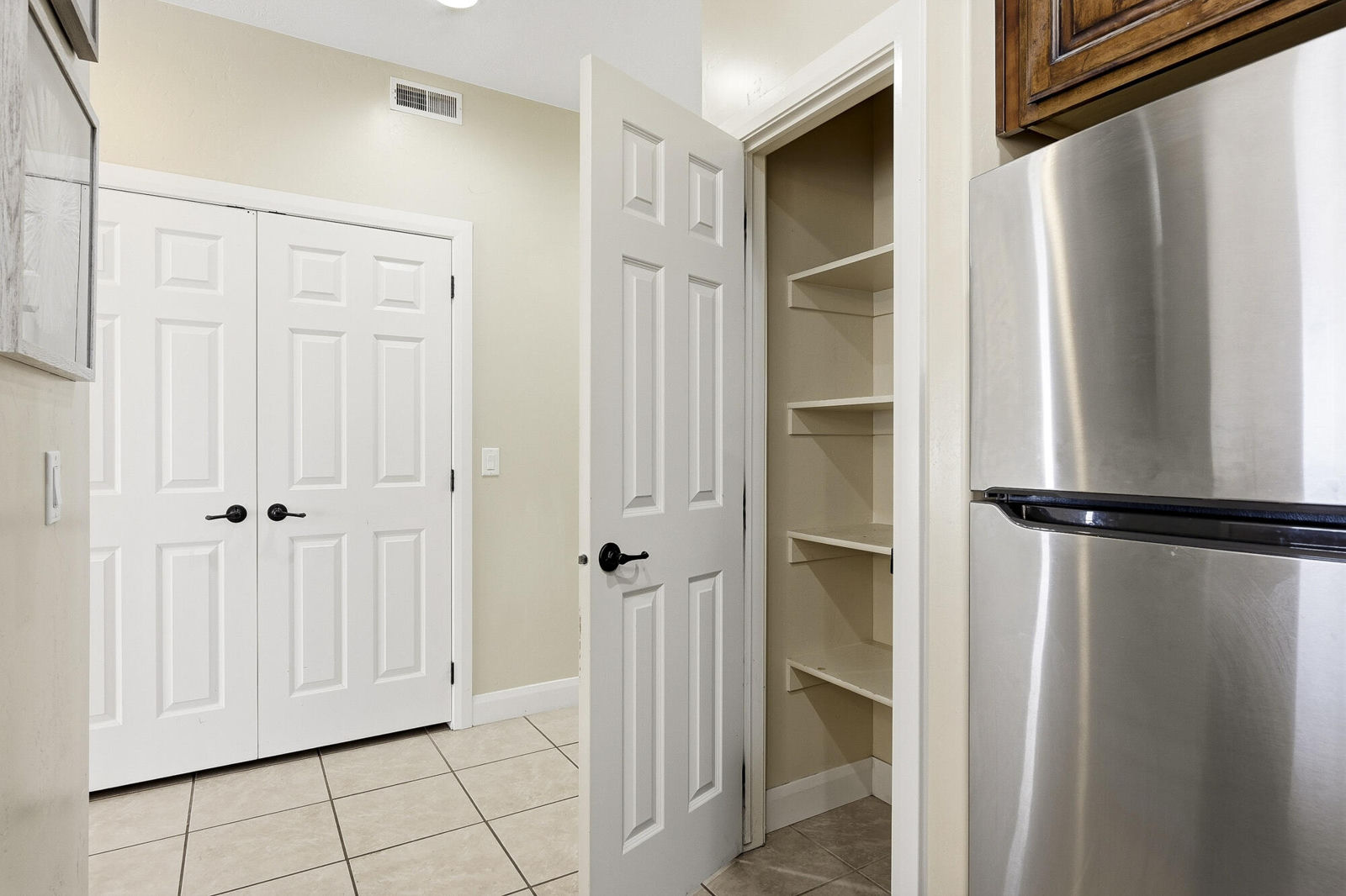 1288 N North Cedar Blvd, 17, Cedar City, photo 11 of 37