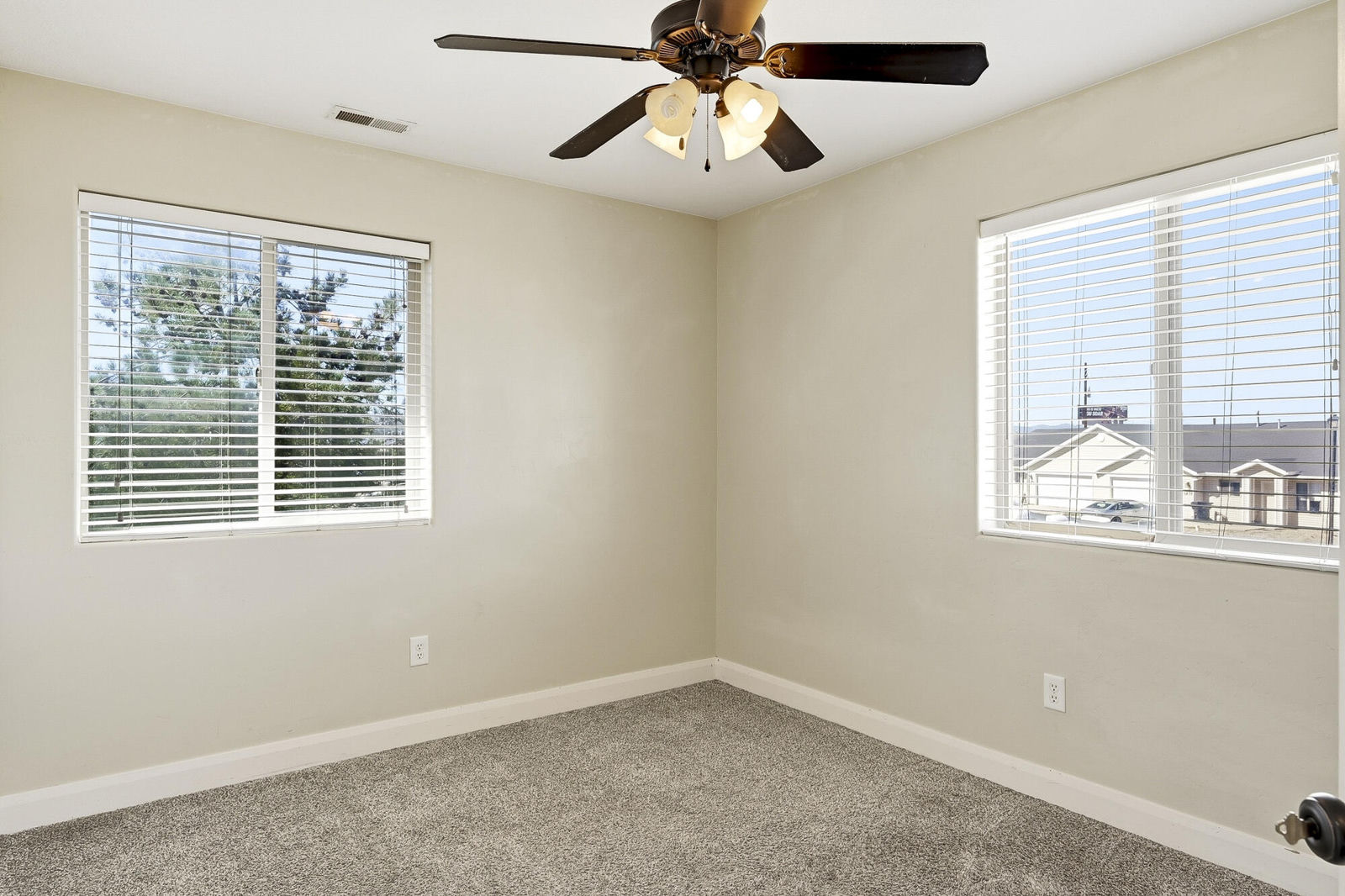 1288 N North Cedar Blvd, 17, Cedar City, photo 25 of 37
