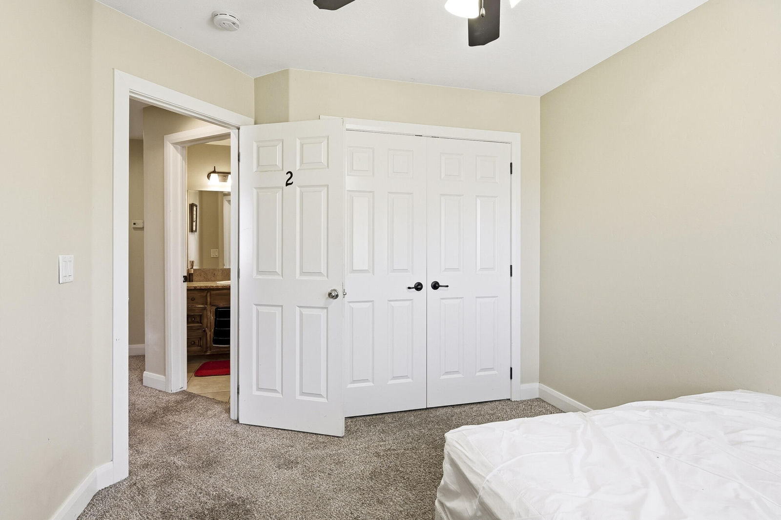 1288 N North Cedar Blvd, 17, Cedar City, photo 28 of 37