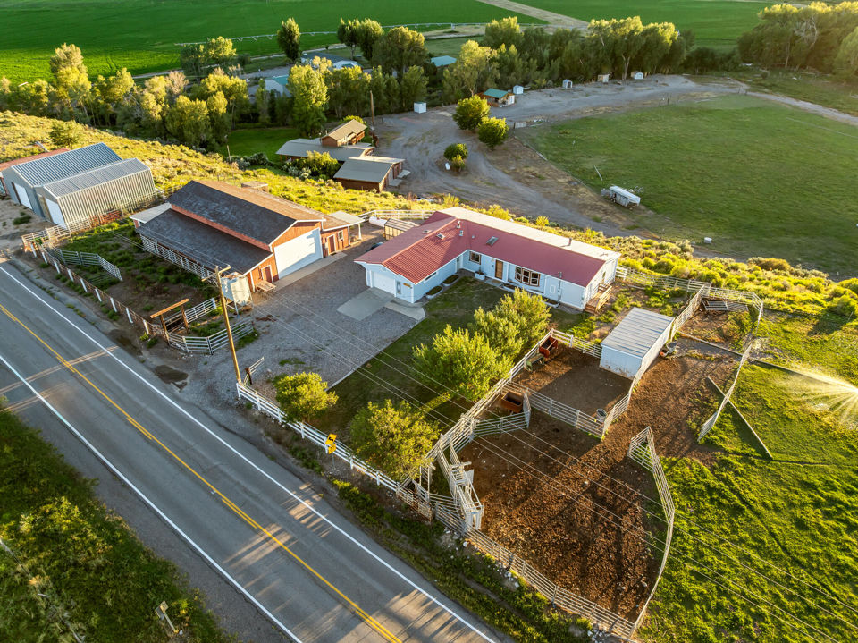 1240 S Black Canyon Road, Antimony, photo 3