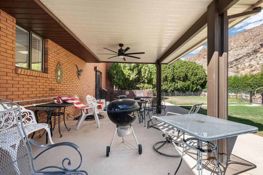 1455 S 160 W, Hurricane, photo 15 of 37