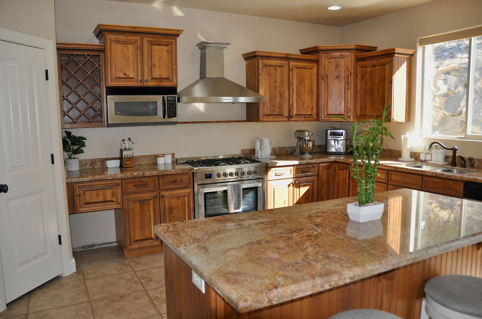 1082 E Matchstick Way, Cedar City, photo 10 of 23