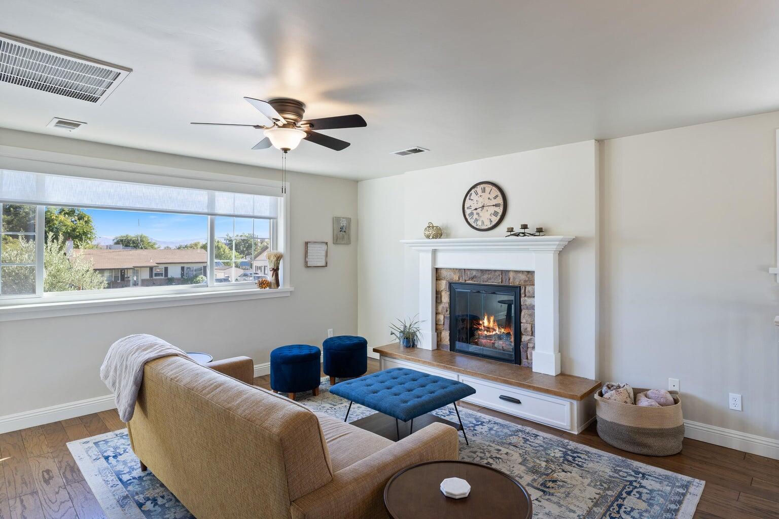 294 S 500 E, St George, photo 15 of 48