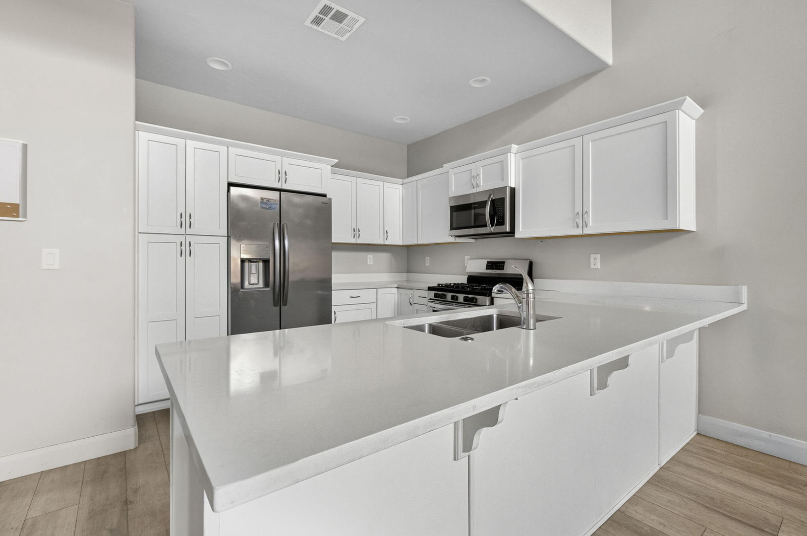 174 N 100 W, 12, Hurricane, photo 5 of 29