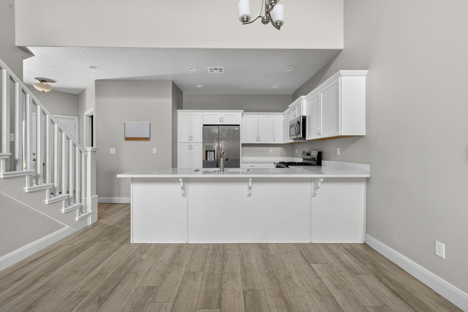 174 N 100 W, 12, Hurricane, photo 6 of 29