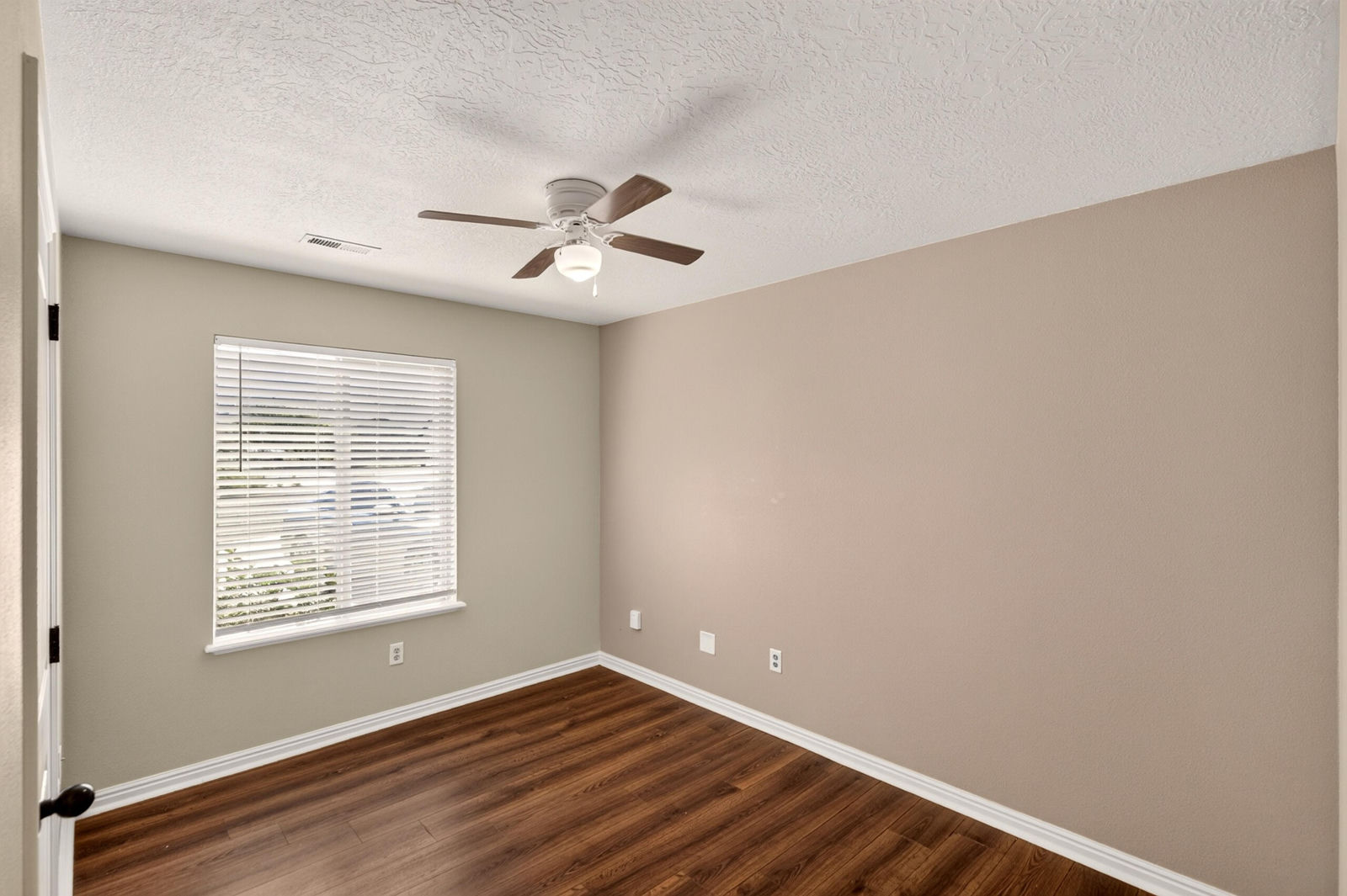 1903 N 550 W, Cedar City, photo 18 of 19
