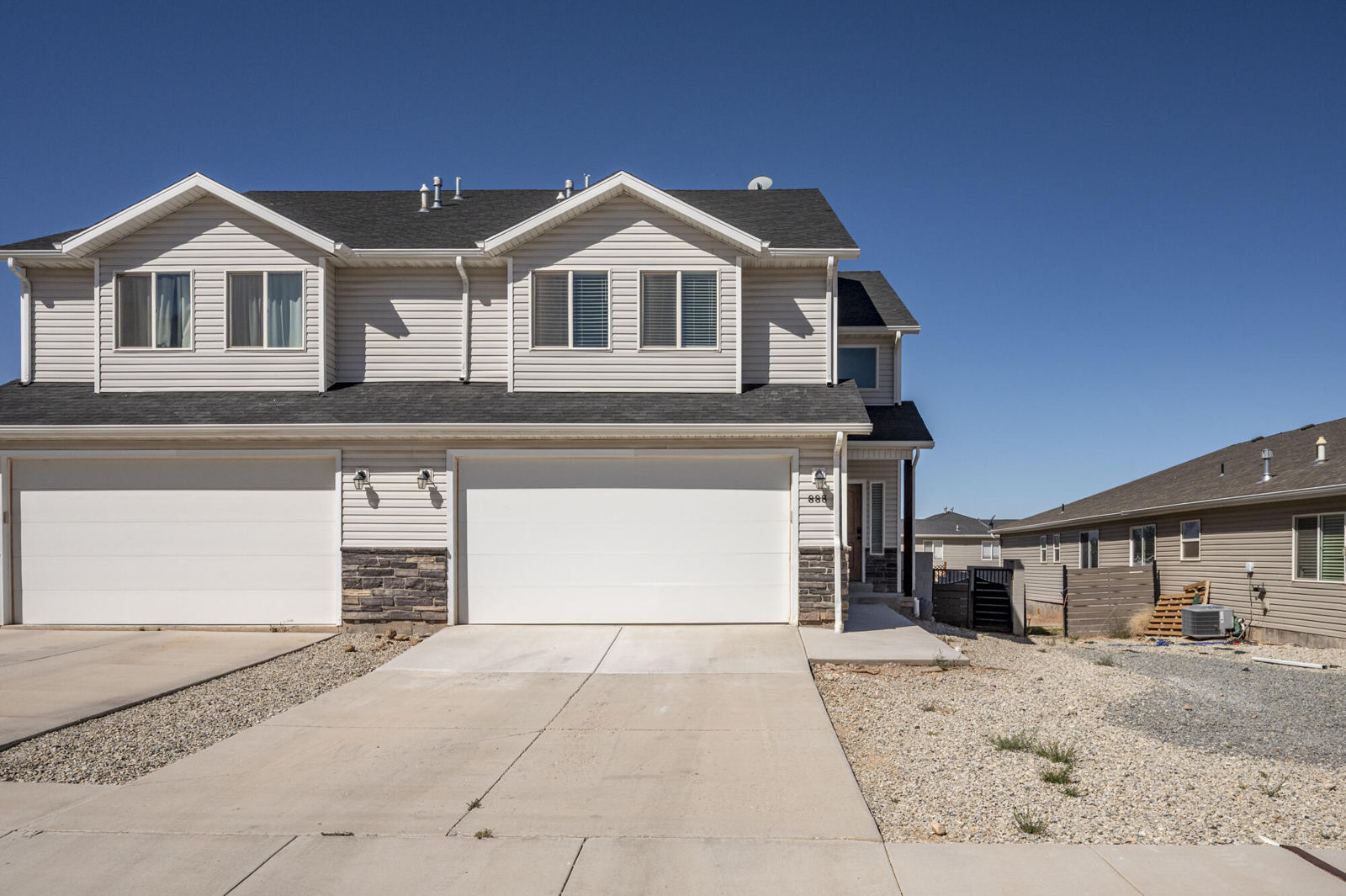 888 S 25 W, Cedar City, photo 2 of 51