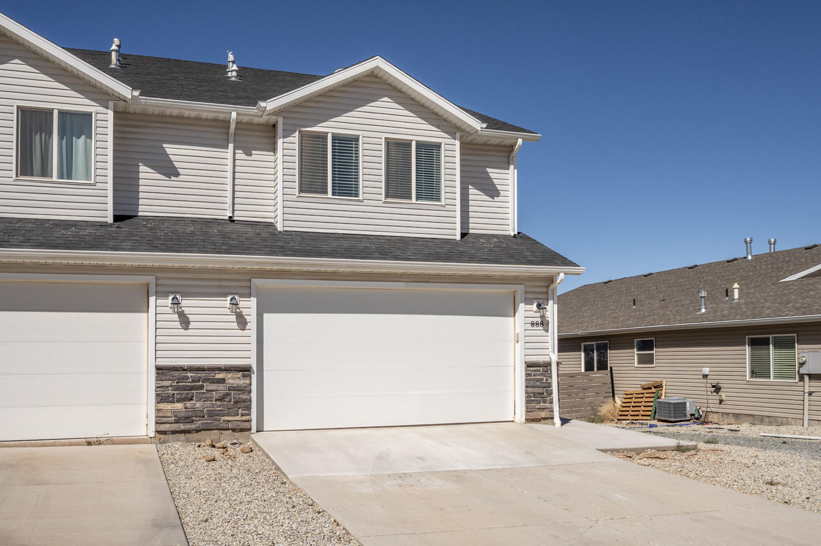 888 S 25 W, Cedar City, photo 3 of 51