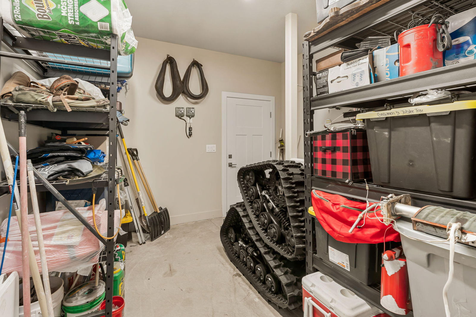 563 E 5020 N, Enoch, photo 42 of 48