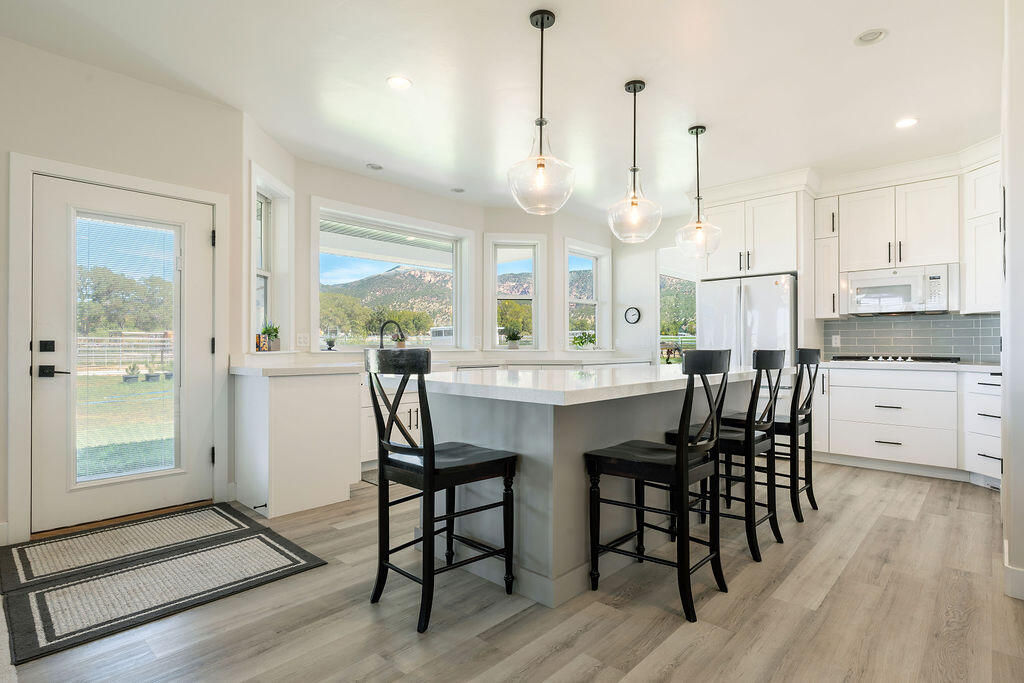 452 W 25 N, Kanarraville, photo 12 of 59