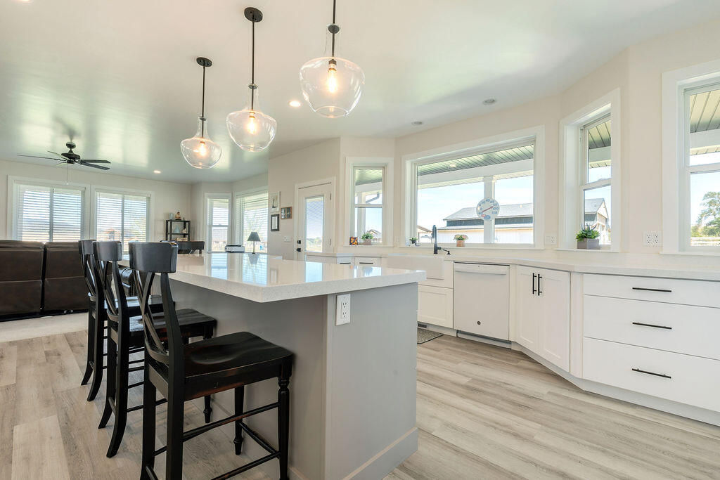 452 W 25 N, Kanarraville, photo 13 of 59