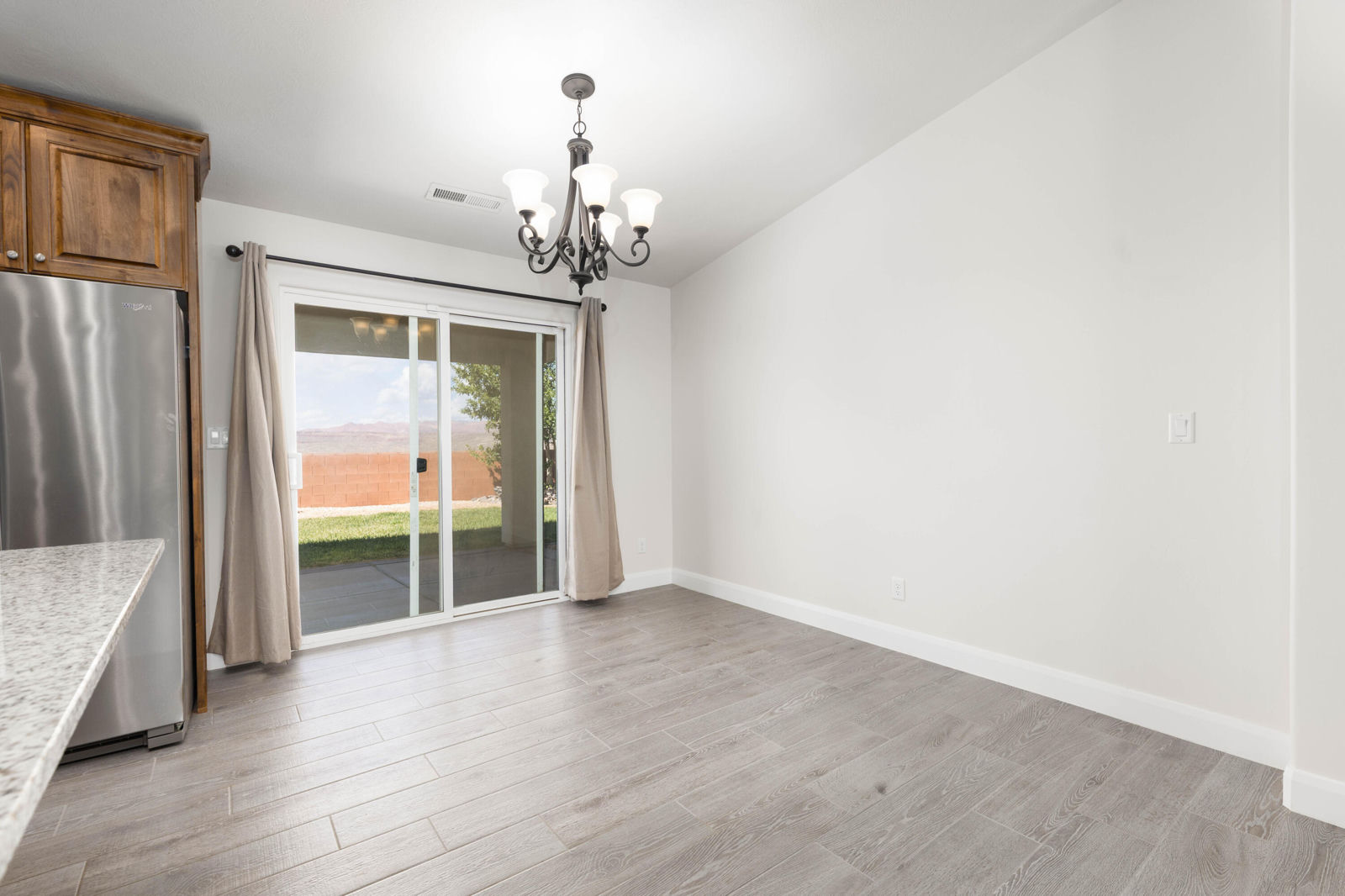 331 N 2780 W, Hurricane, photo 13 of 45