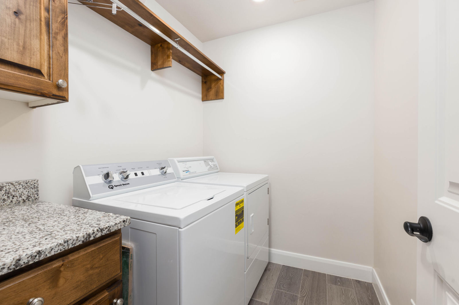 331 N 2780 W, Hurricane, photo 14 of 45