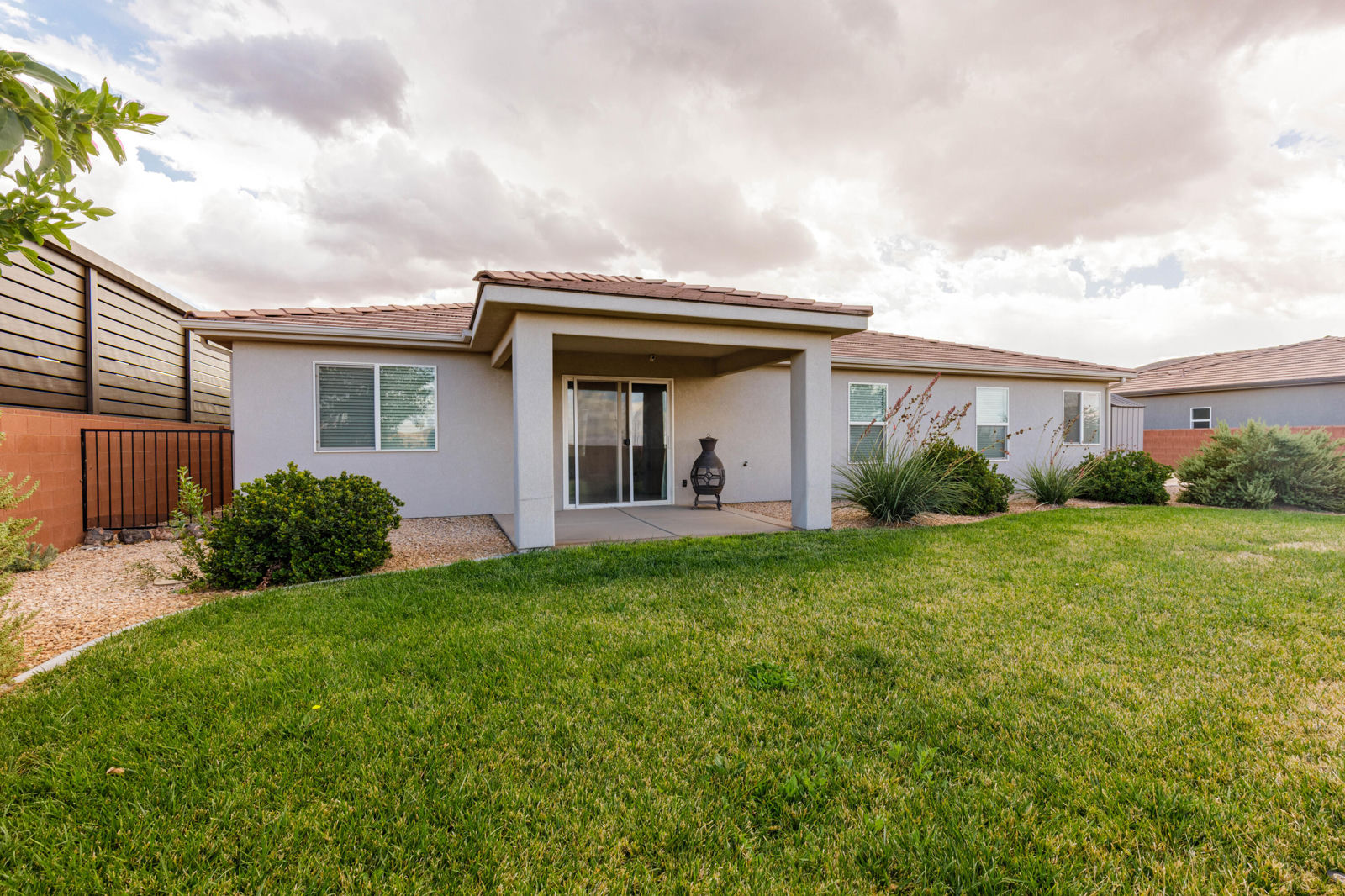 331 N 2780 W, Hurricane, photo 28 of 45
