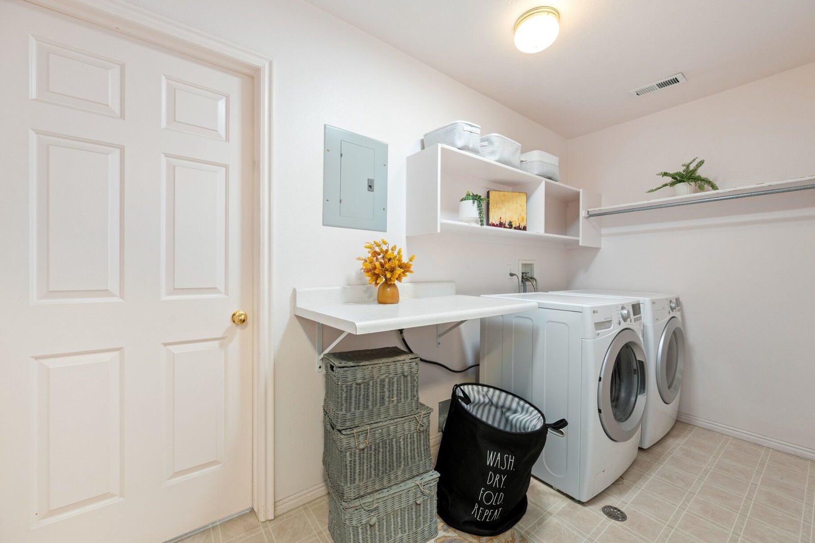 560 W 100 S, Hurricane, photo 20 of 31