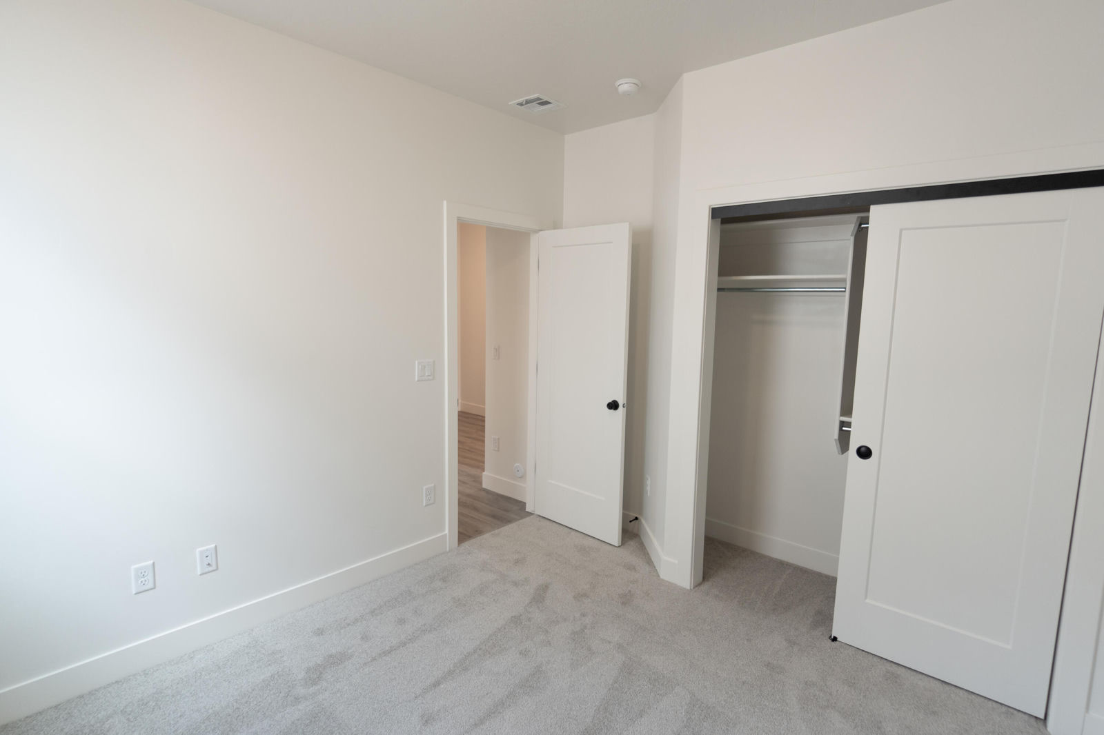 344 W Rosie, Cedar City, photo 5 of 38