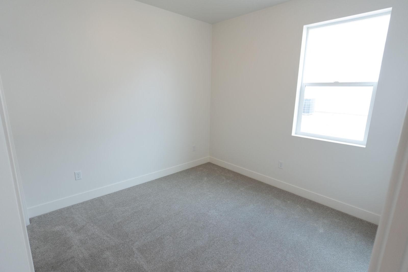 344 W Rosie, Cedar City, photo 7 of 38