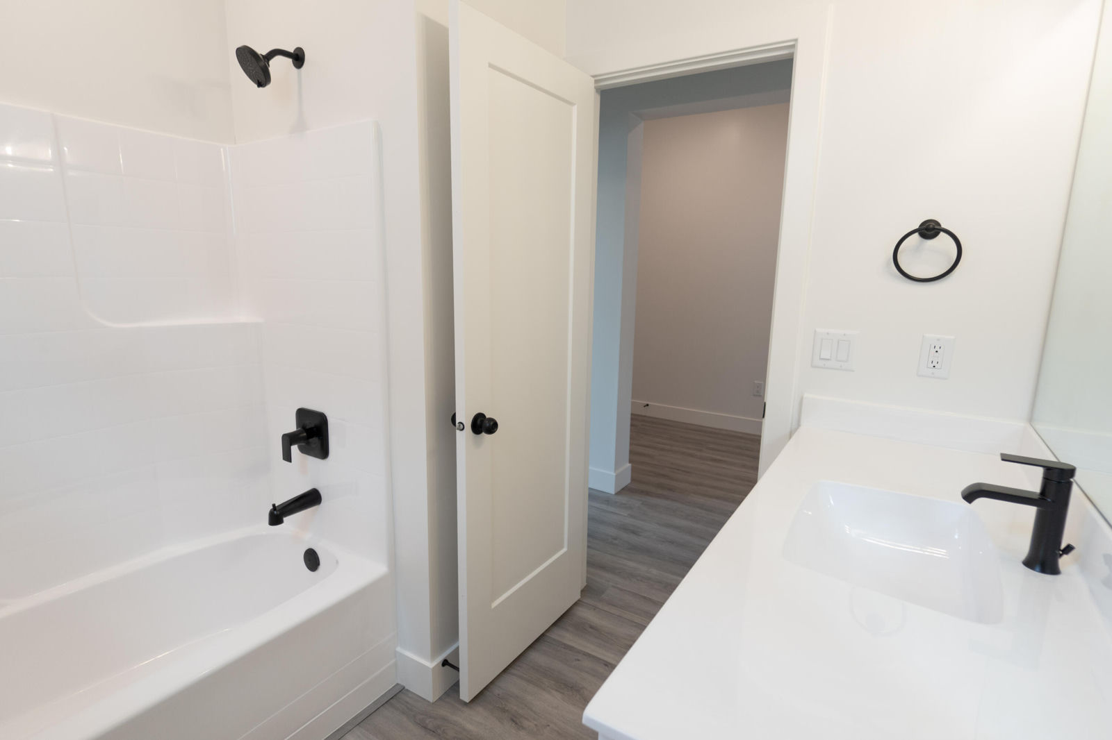 344 W Rosie, Cedar City, photo 9 of 38