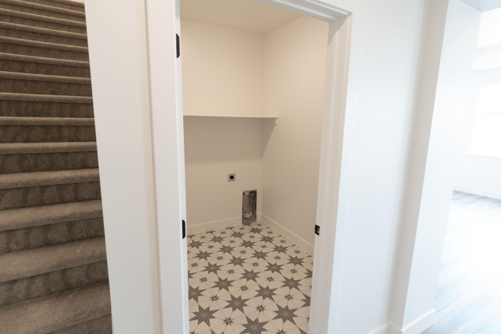 344 W Rosie, Cedar City, photo 11 of 38