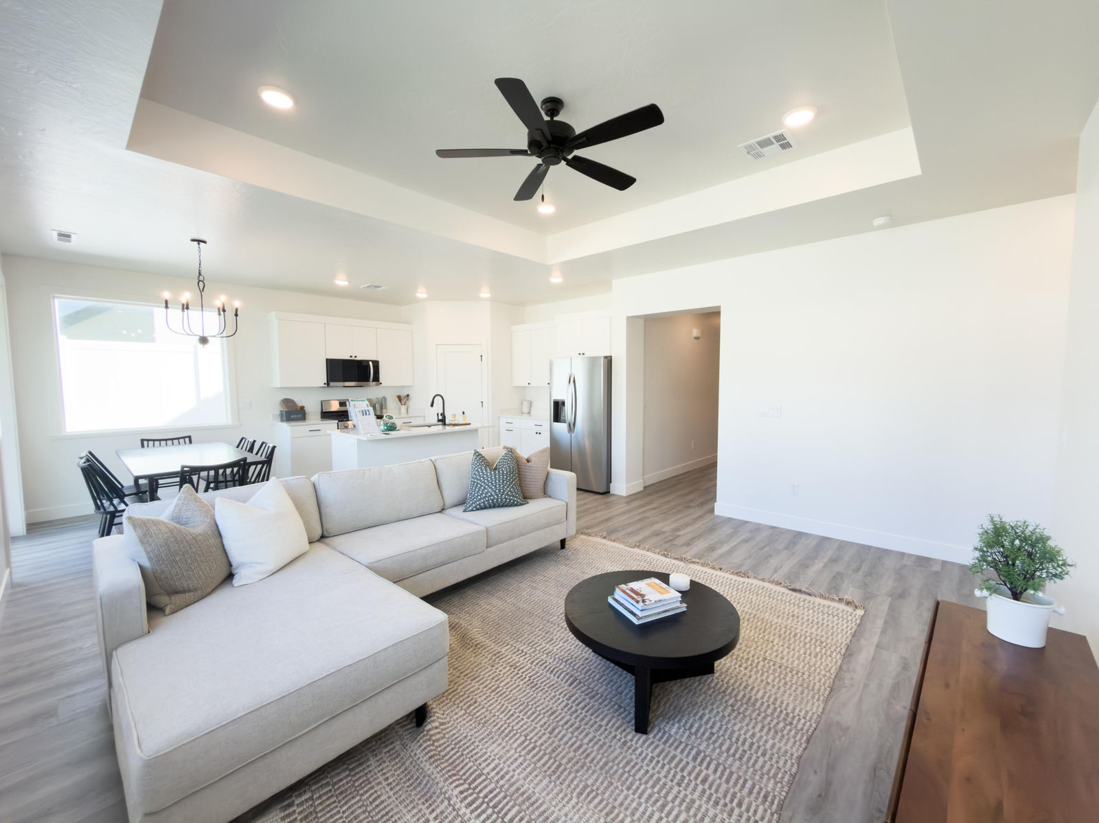 344 W Rosie, Cedar City, photo 12 of 38