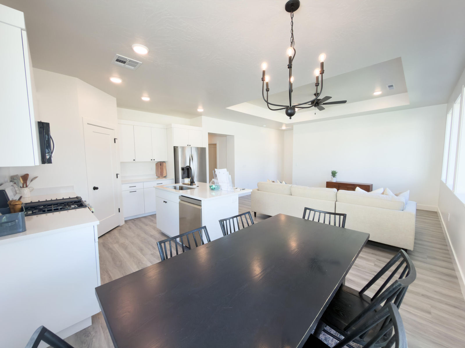344 W Rosie, Cedar City, photo 17 of 38