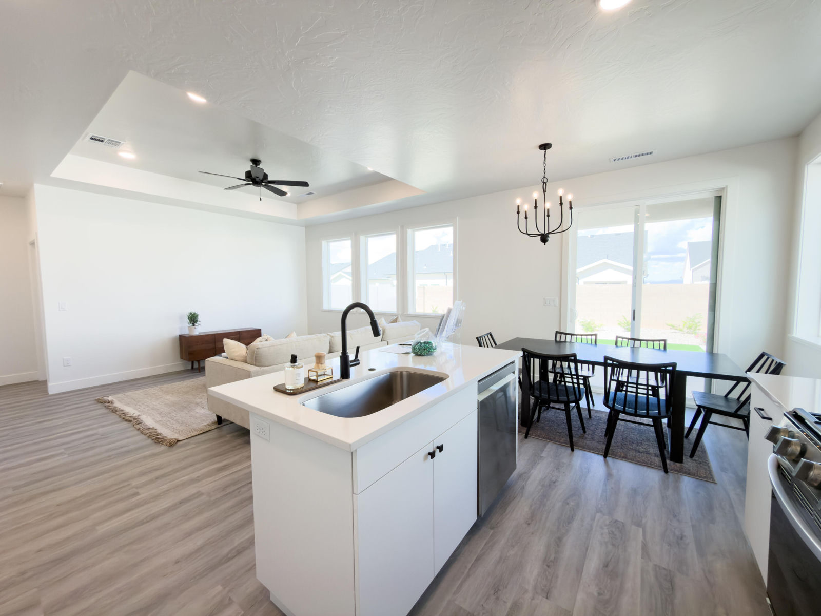 344 W Rosie, Cedar City, photo 16 of 38