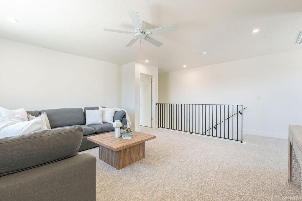 2914 E Chapman CIR, Washington, photo 34 of 58