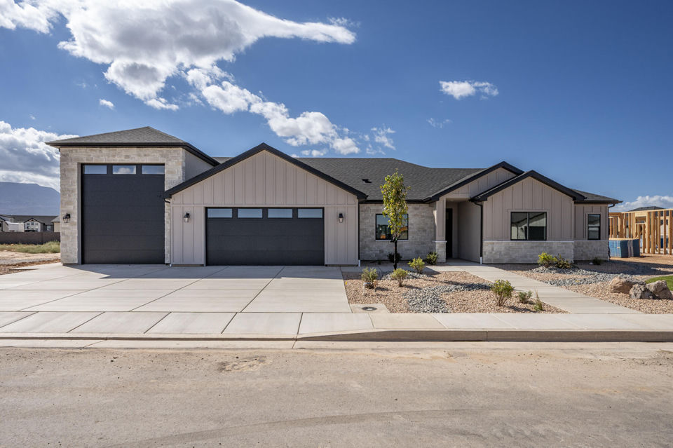 3777 W 975 N, Cedar City, photo 2