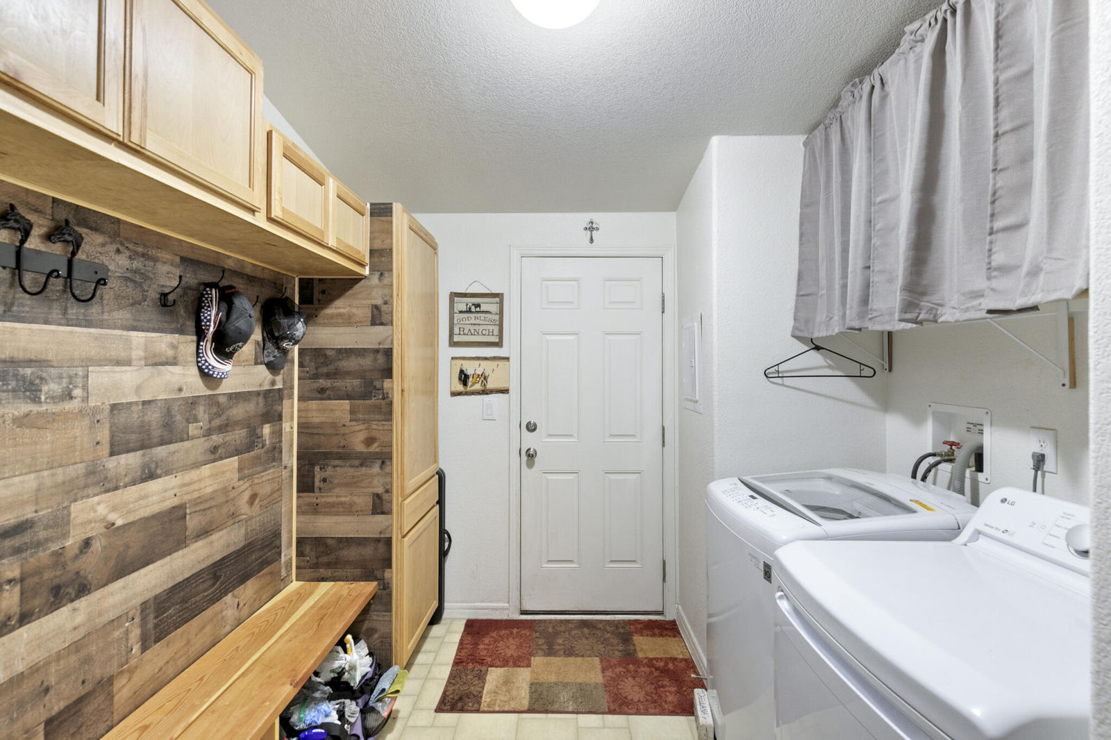 9035 W 1900 S, Cedar City, photo 5 of 47