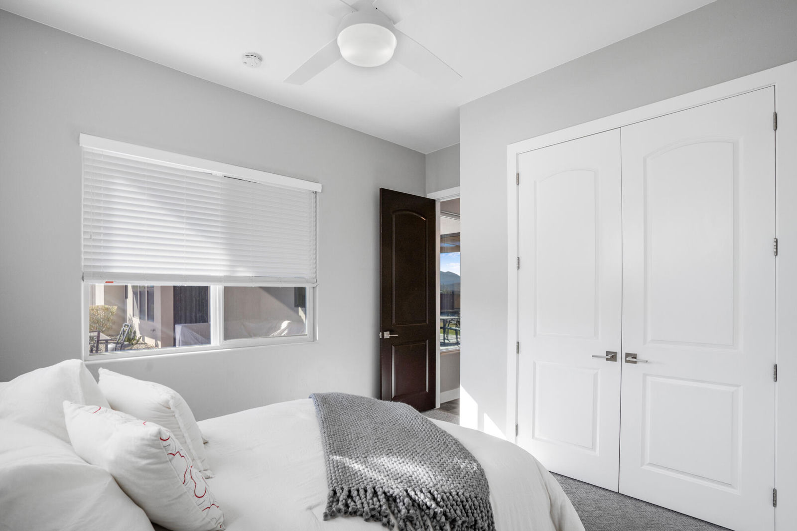 513 W 80 S, Ivins, photo 10 of 78