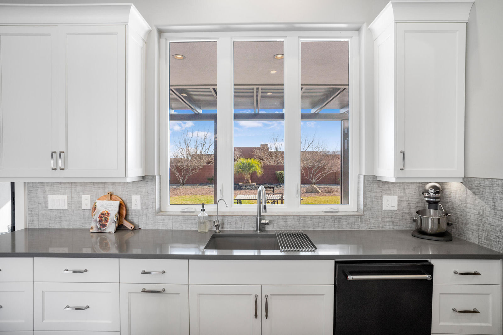 513 W 80 S, Ivins, photo 29 of 78