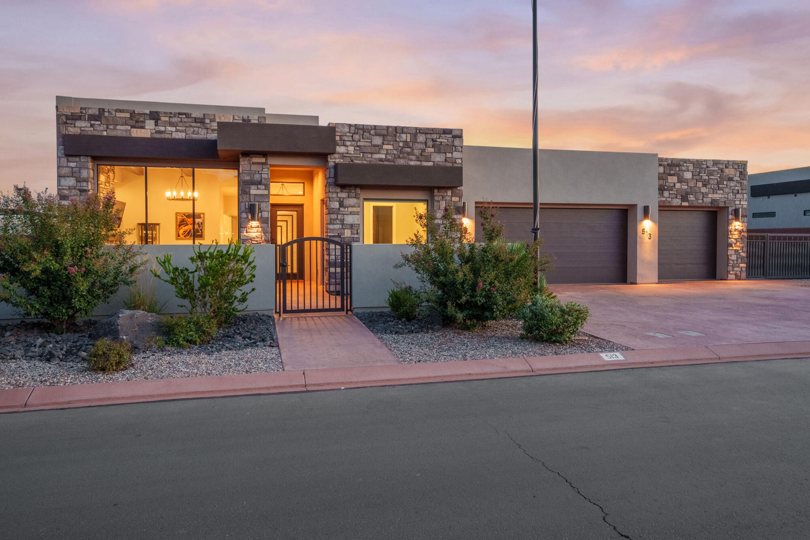 513 W 80 S, Ivins, photo 78 of 78