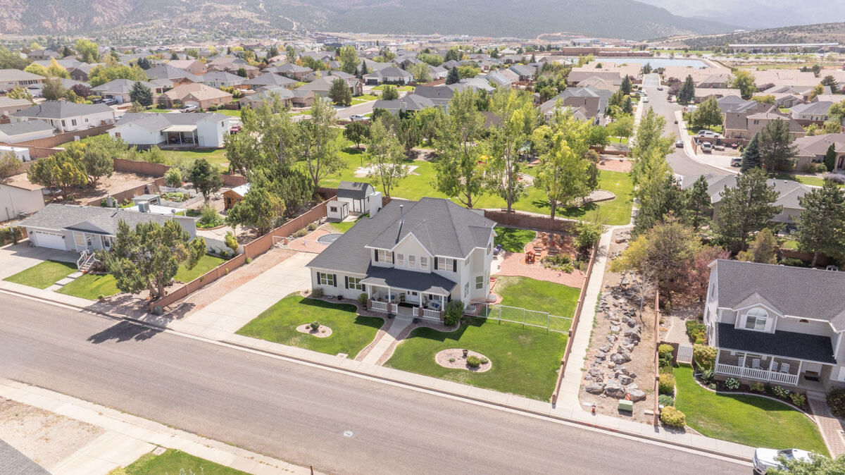 2111 W 546 S, Cedar City, photo 8 of 47