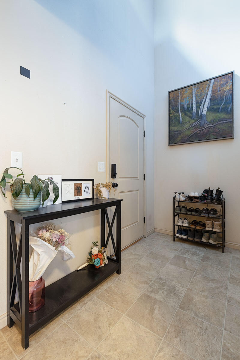 1865 W Clark Parkway N, Cedar City, photo 4 of 17