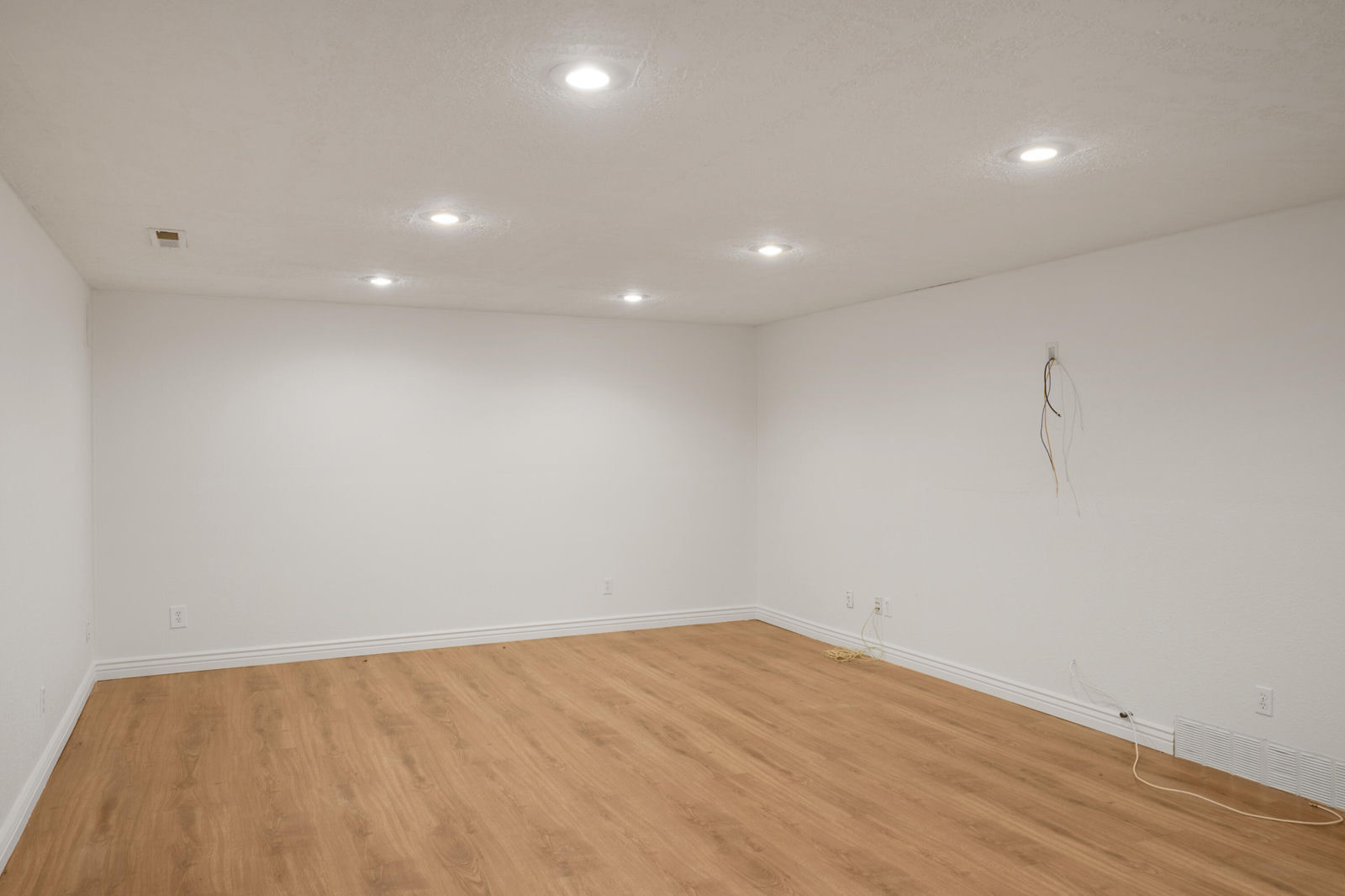 1510 S Cross Hollow DR, Cedar City, photo 40 of 57