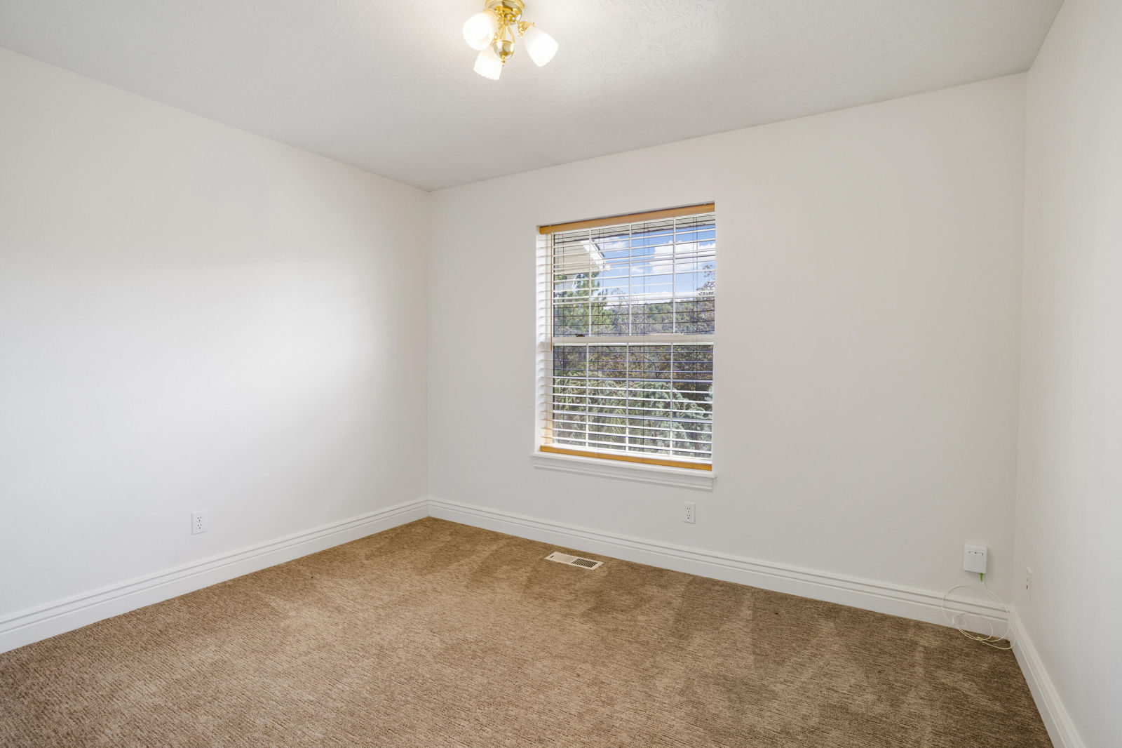 1510 S Cross Hollow DR, Cedar City, photo 15 of 57