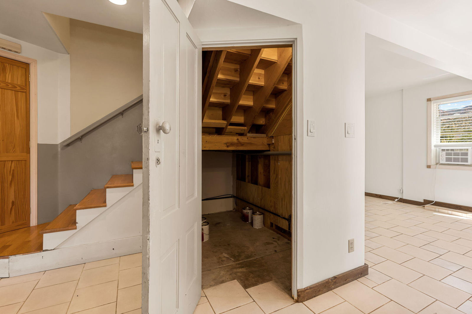 63 S 300 E, Paragonah, photo 10 of 37