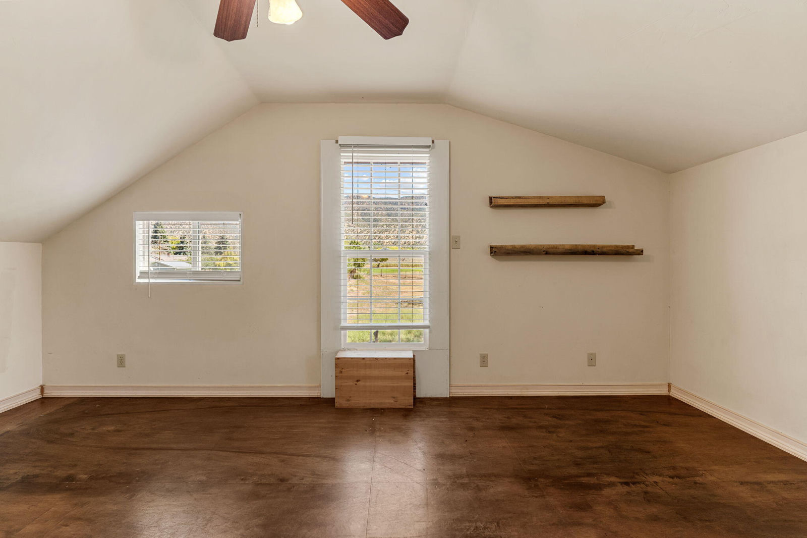 63 S 300 E, Paragonah, photo 16 of 37