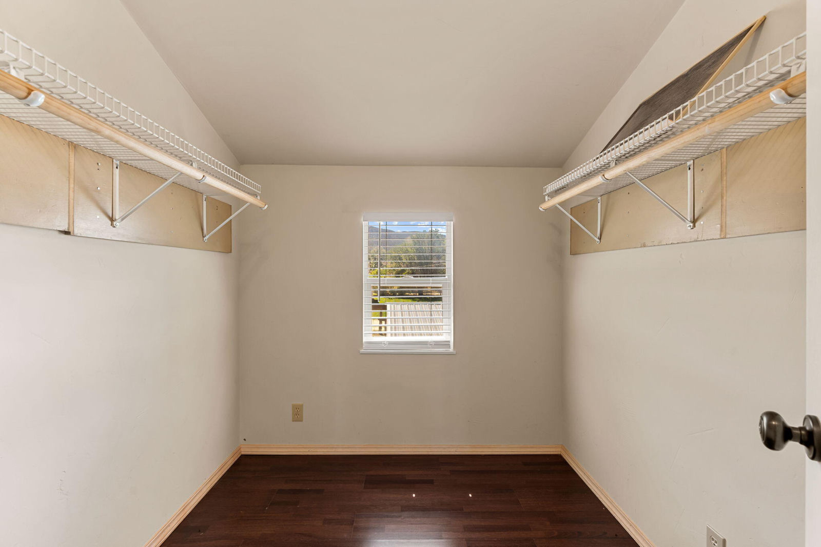 63 S 300 E, Paragonah, photo 23 of 37