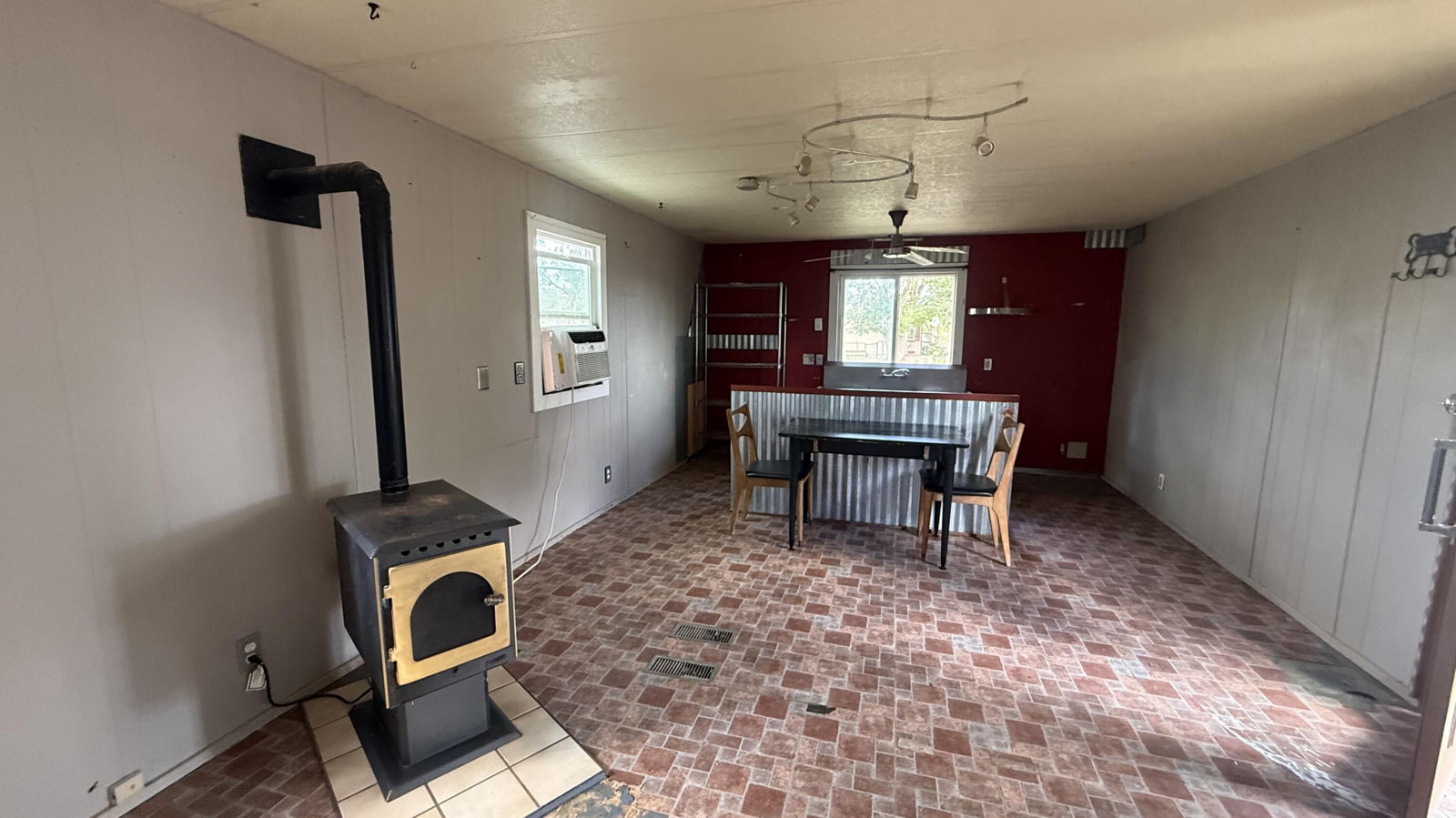 760 W Navajo DR, Kanab, photo 4 of 25