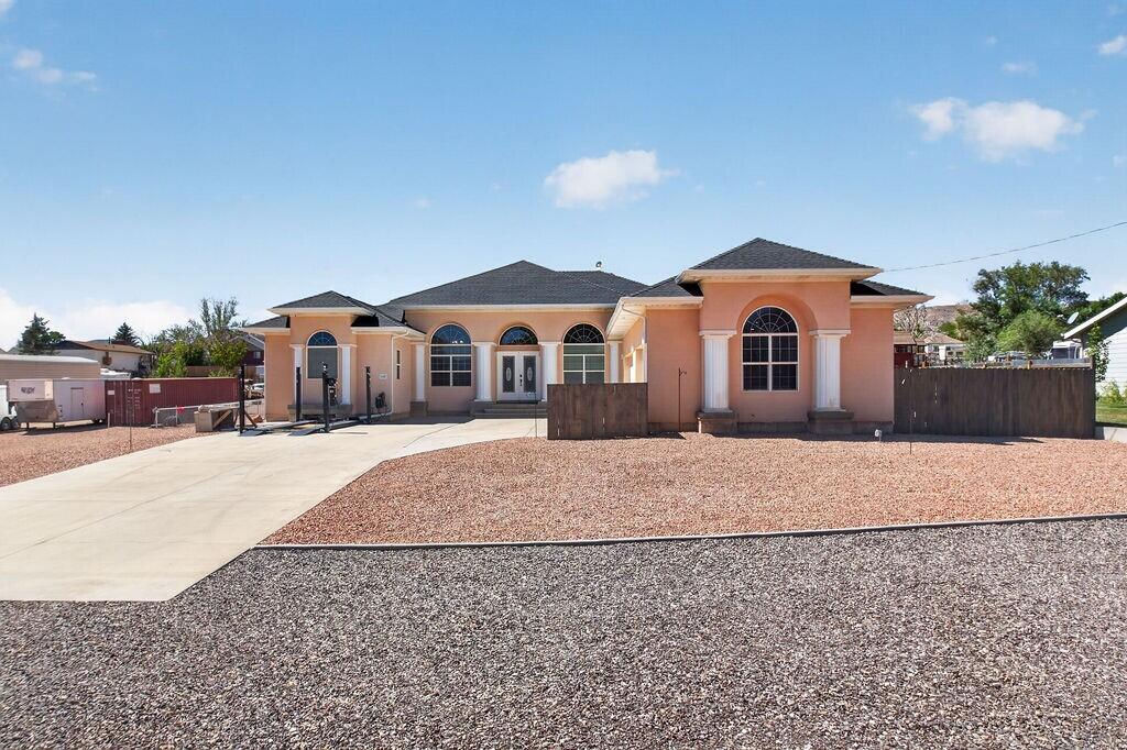 64 S 400 W, Aurora, photo 5 of 87