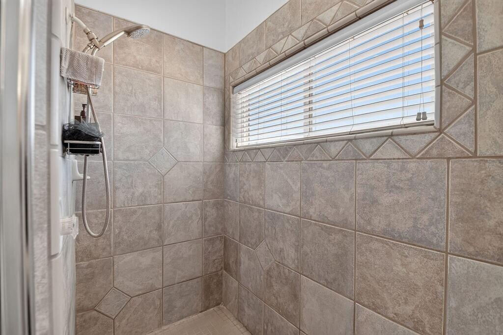 64 S 400 W, Aurora, photo 36 of 87