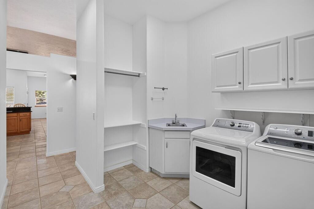 64 S 400 W, Aurora, photo 55 of 87
